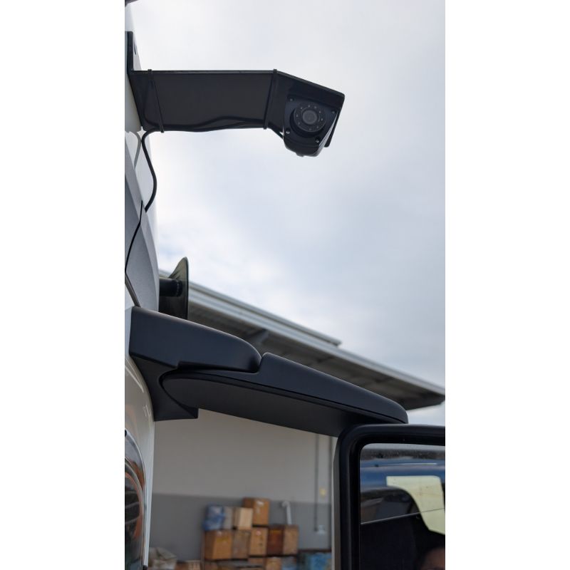 side-camera-1-standardized (1)